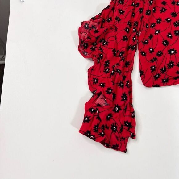 Express Shirt Womens Small Crew Neck Long Bell Sleeve Floral Red New - Picture 2 of 12